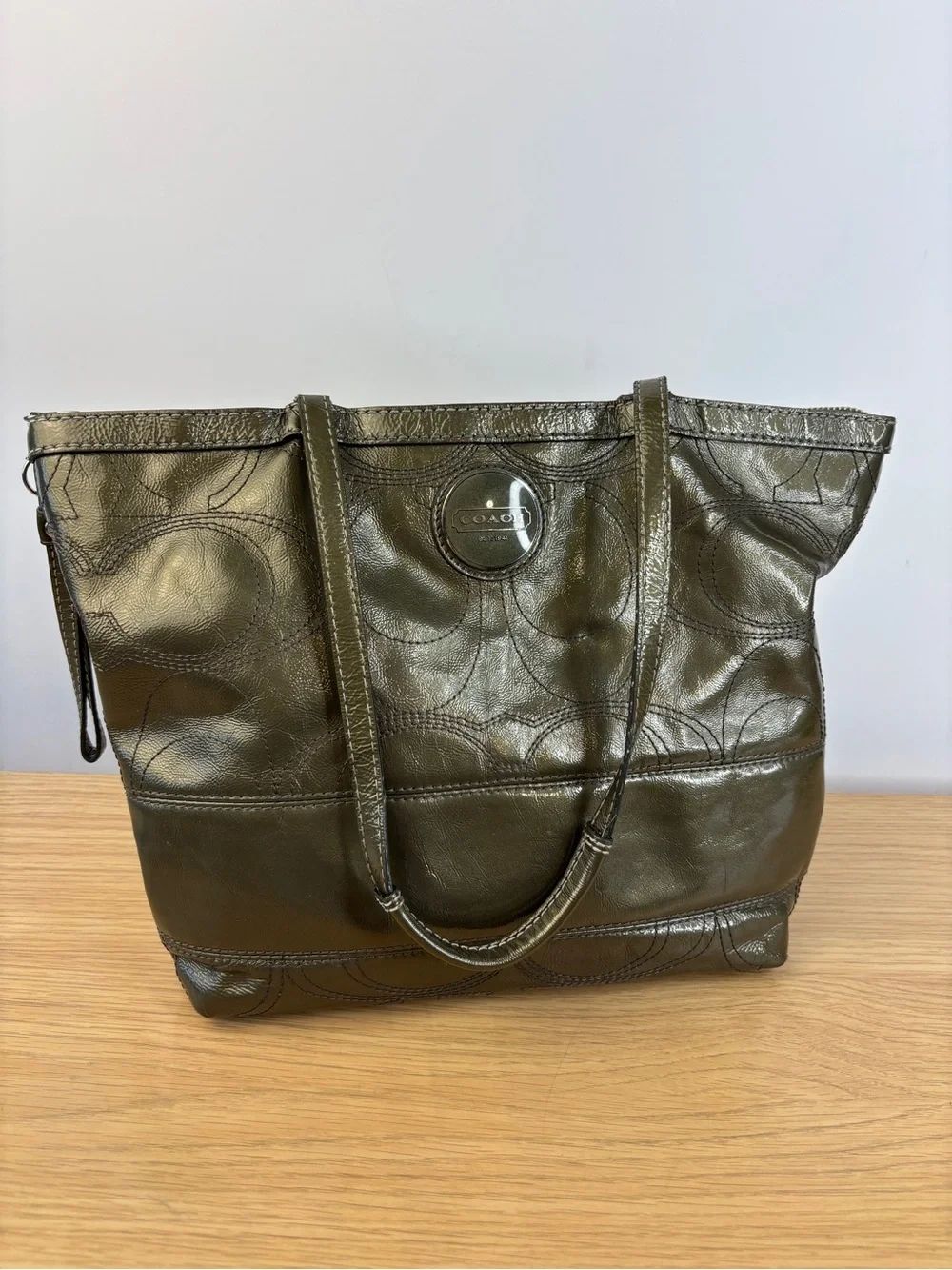 Coach‎ Signature Stripe Stitched Patent Leather Tote Olive Green 15142